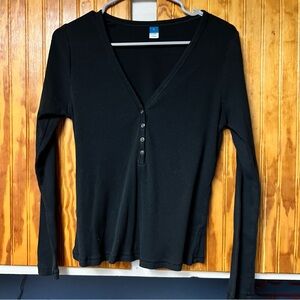 Womens Old navy V-neck top size L